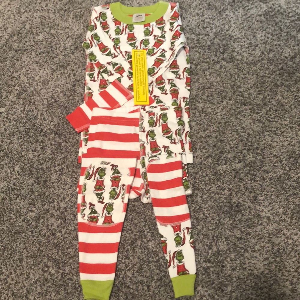 Dr. Seuss Grinch Long John’s